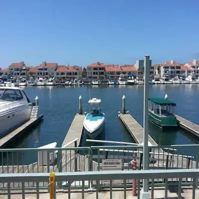 Huntington beach homes boat slips