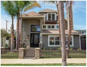 Home tour sunday at 253 claremont long beach