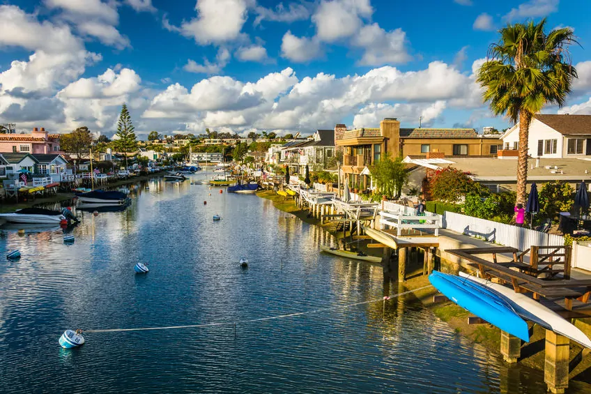 Photo of the canal on little balboa island. Balboa island map of newport beach california
