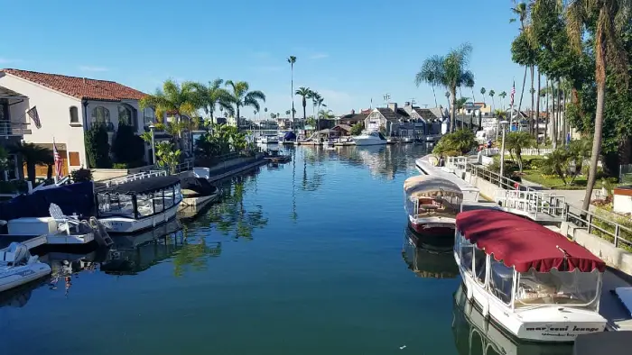 Naples island long beach homes boat docks