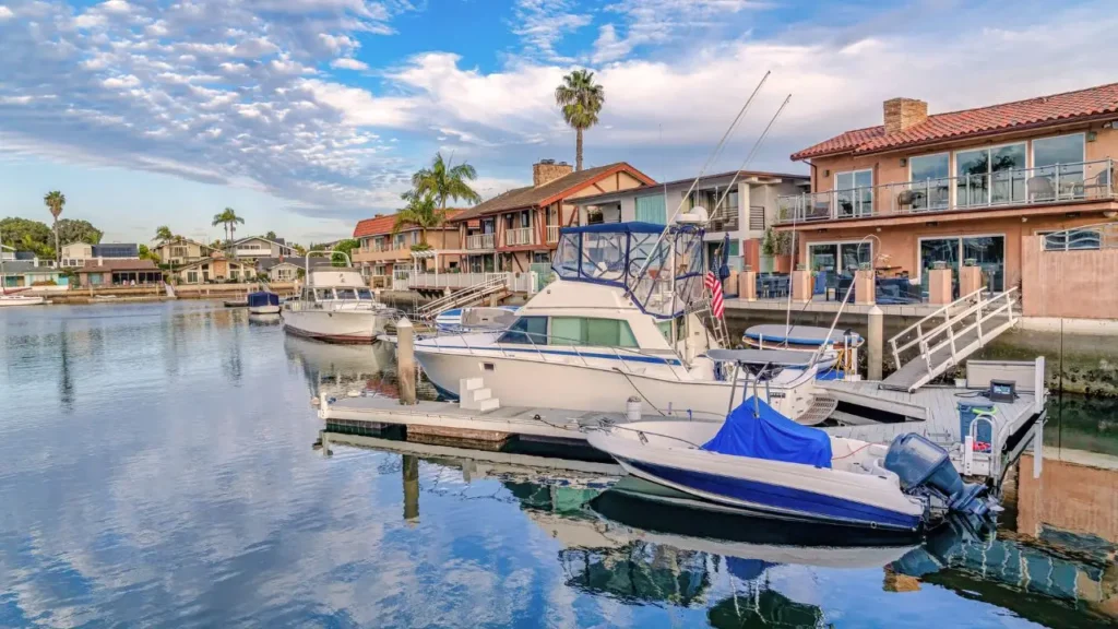 Homes with private boat docks is the main reason why people are drawn to coronado cays homes