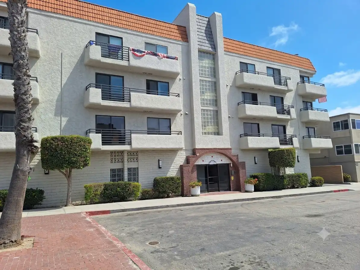 1 62nd place long beach ca 90803